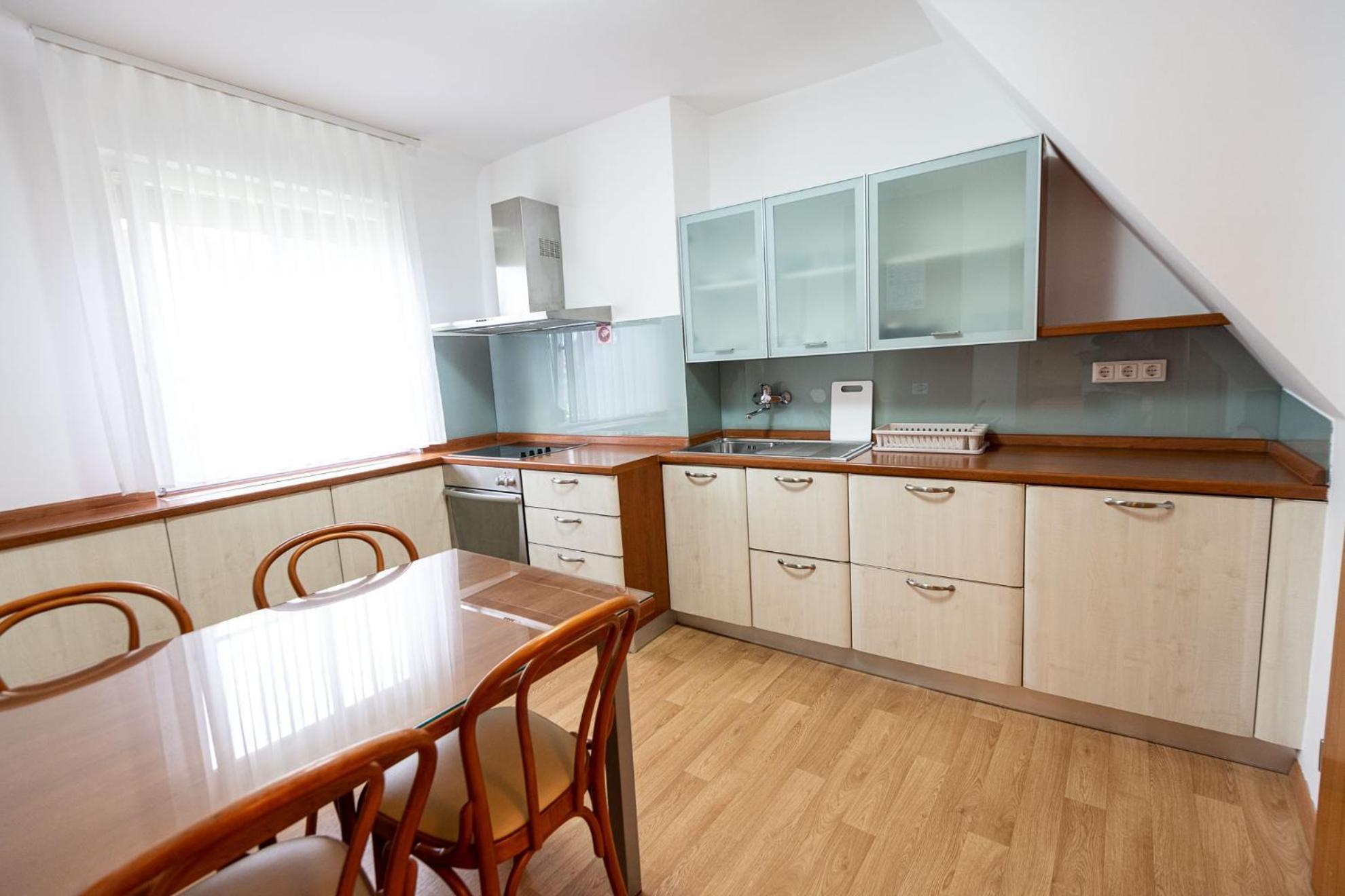 Apartmaji In Sobe Ramar Straza Exterior photo