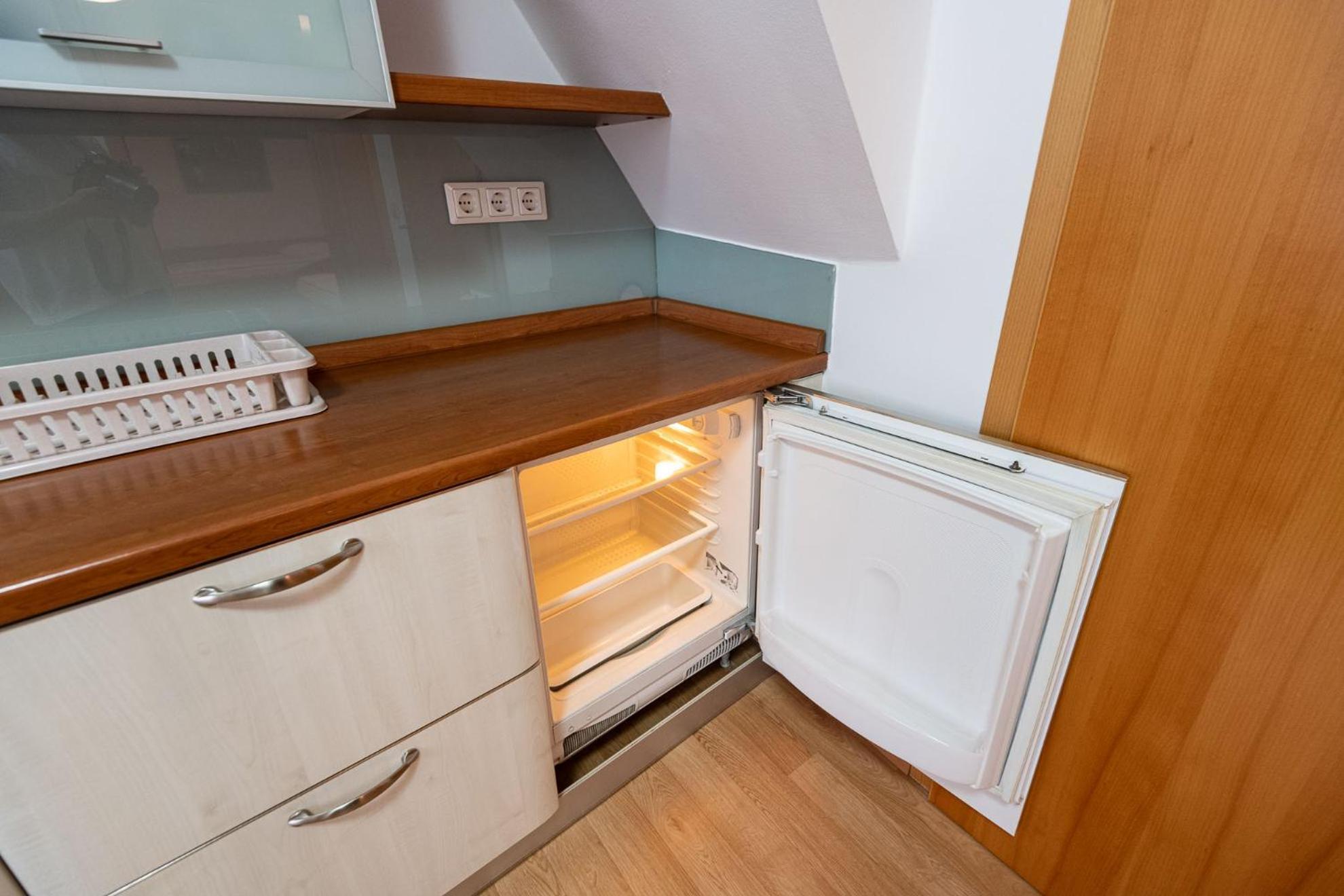 Apartmaji In Sobe Ramar Straza Exterior photo