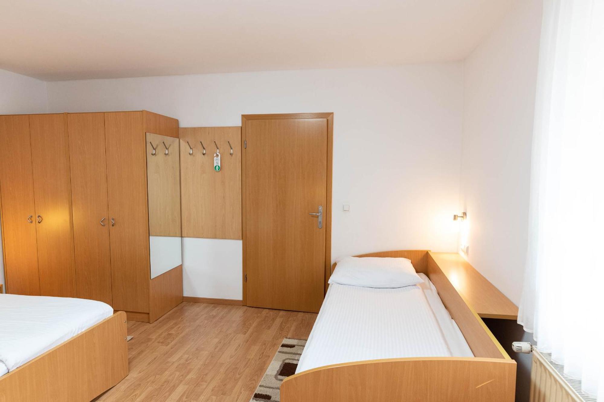Apartmaji In Sobe Ramar Straza Exterior photo